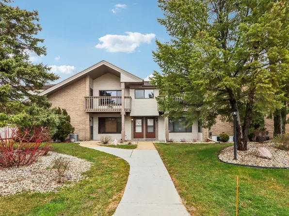 W177N9778 Riversbend CIRCLE EAST East, Germantown, WI 53022