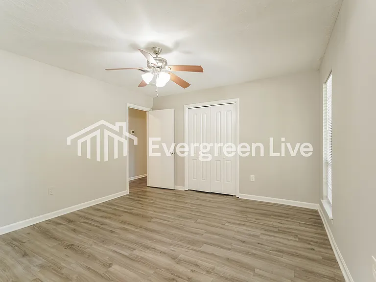 3507 Edmonton St — Photo 9