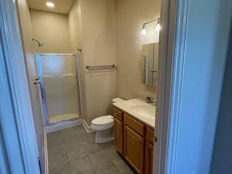 1373 Washington Pike #1 — Photo 10