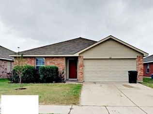 1321 Castle Ridge Rd, Fort Worth, TX 76140