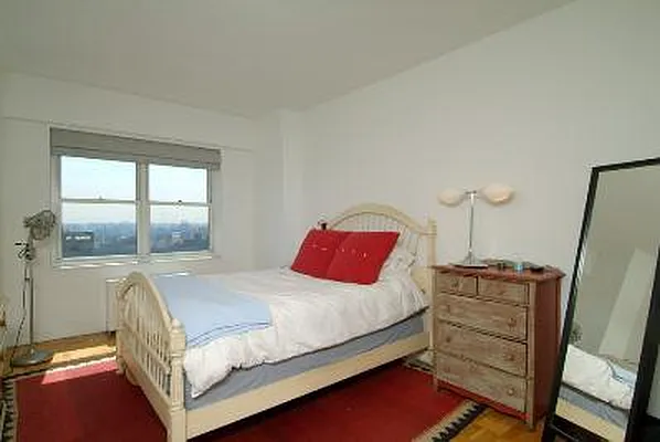 Rented by Corcoran | media 1