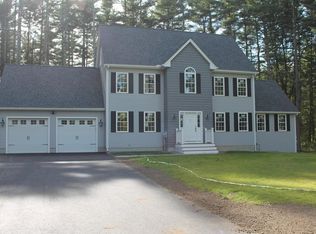 45 Warren Rd, Townsend, MA 01469