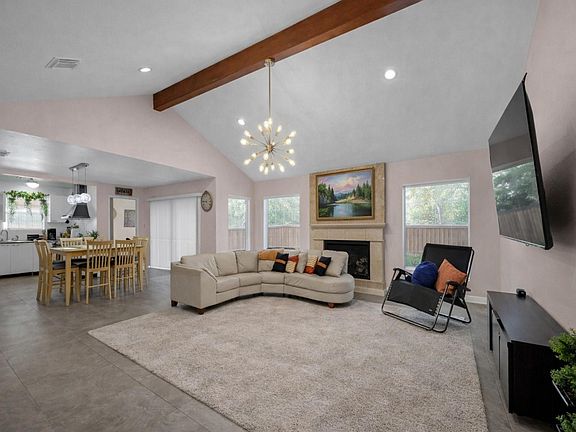 3rd image of 20906 Park Ridge Ct