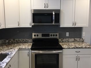 6517 Syringa Ln, Jacksonville, FL 32211