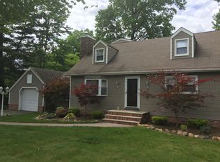 163 Sand Rd, Fairfield, NJ 07004