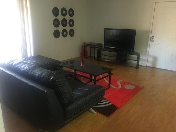 4th image of 4370 Sandy River Dr Unit 18