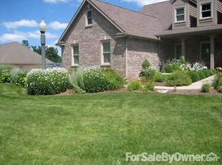 1310 Golf View Ln, Newton, IA 50208