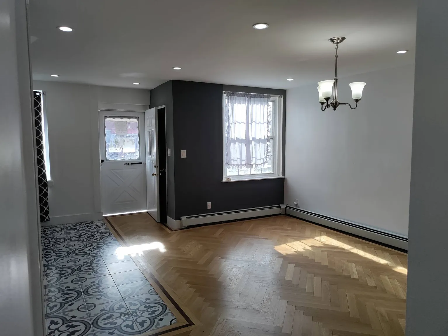 5705 Avenue O photo 1
