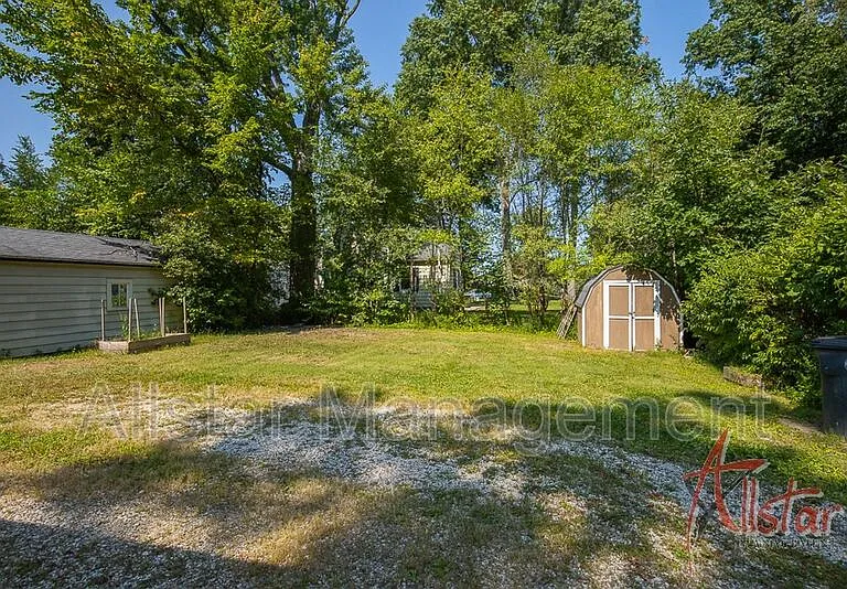 1617 Osage Ave — Photo 2