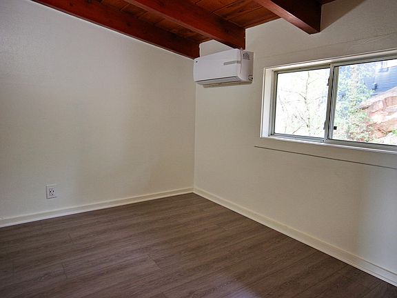 5th image of 200 E Frontier St