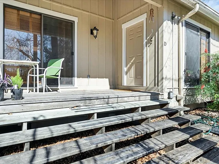2904 Pearl St #A — Photo 3