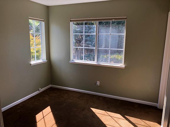 5th image of 156 McNear Cir
