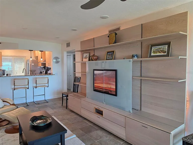 6295 Bahia Del Mar Cir #111 — Photo 17