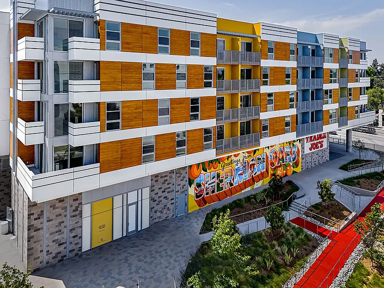 Citrus Commons — Photo 37