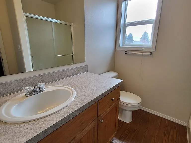 147-Michael Duplex — Photo 18
