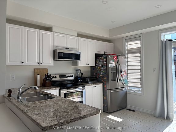 4th image of 15 Gilford St