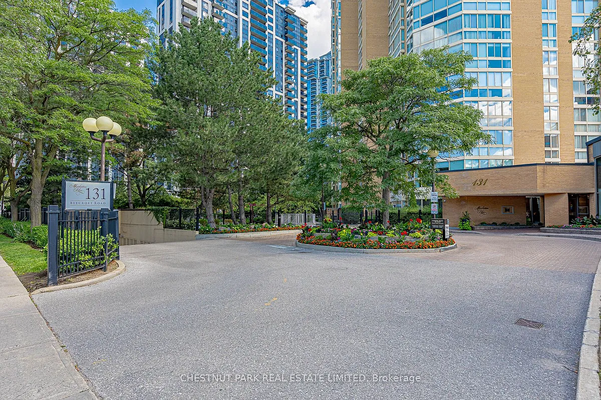 Building Photo - 131 Beecroft Rd #1504