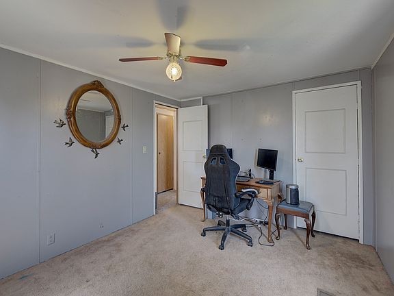 5th image of 3604 Rainbow Dr