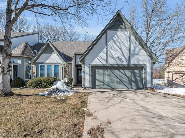 11908 Westgate Cir, Overland Park, KS 66213