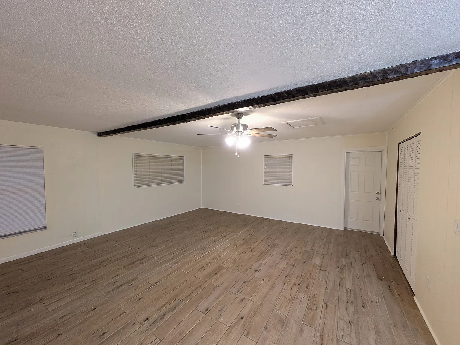 3 bed, 1248 sqft, $1,495 — Photo 2