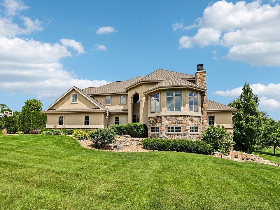 1st image of 4498 Nina Ln