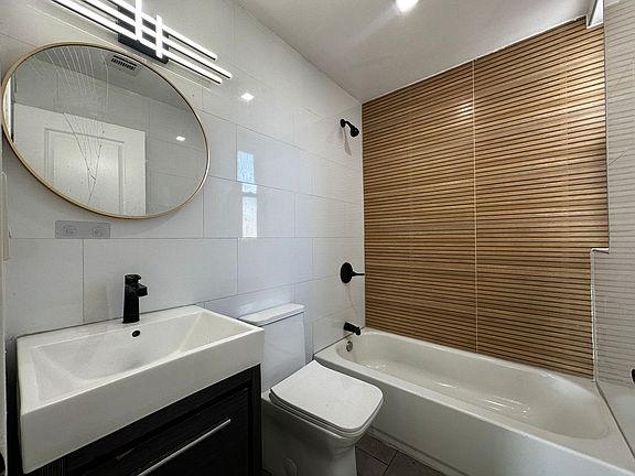 5th image of 2709 John F Kennedy Blvd #29E