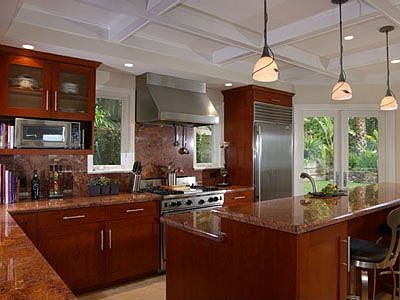Beautiful kitchen. The house is only 4 years old.