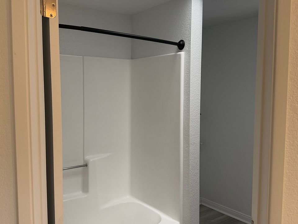 1st image of 851 Romano Dr