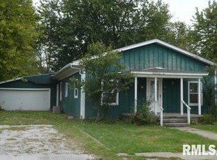 311 S Harrison St, Girard, IL