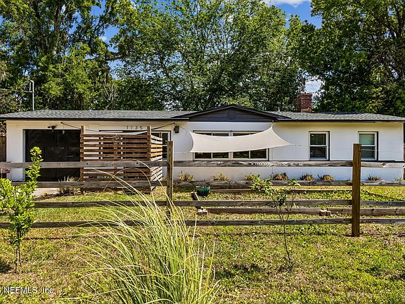 2nd image of 1135 MURRAY Drive
