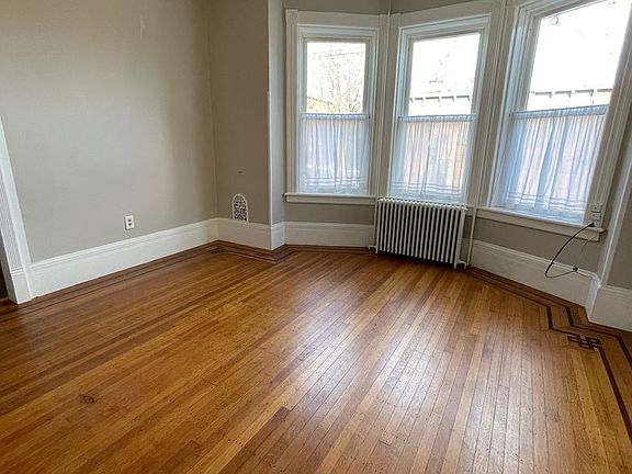 4th image of 17 Liberty St #1