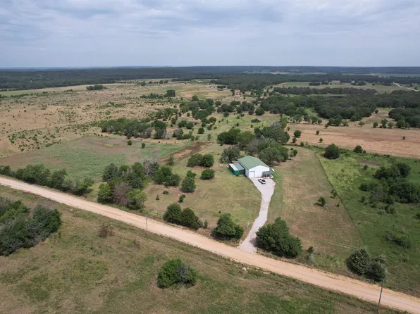 3086 Saddle Rd, Elk City, KS 67344