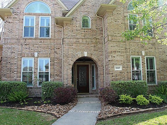 2nd image of 5207 White Manor Dr