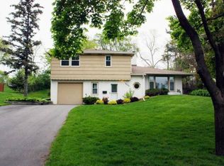 8600 Virginia Cir N, Saint Louis Park, MN 55426