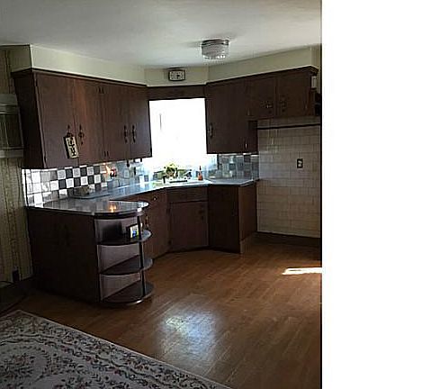 2nd image of 92 Brookside Dr