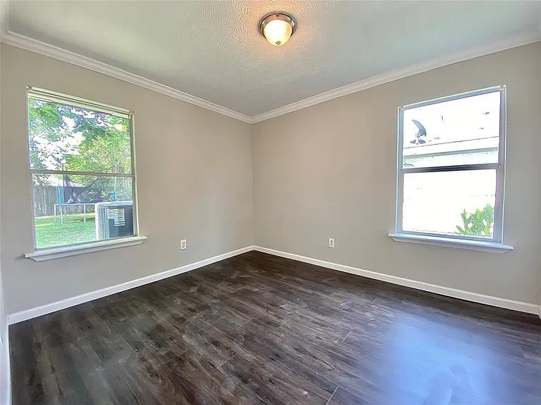 8626 Greiner Dr — Photo 15