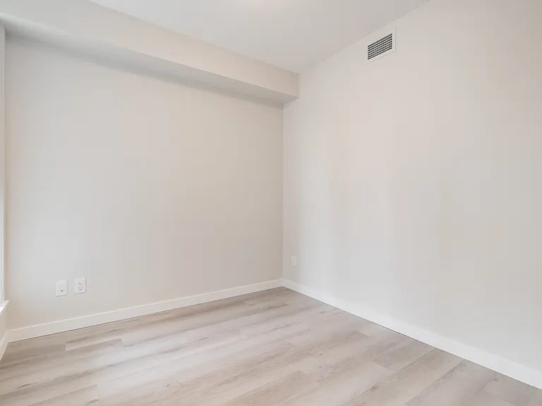 1182 Westwood St — Photo 144