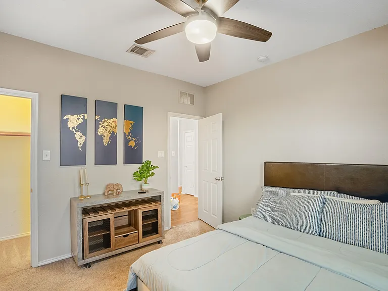 8101 Kurgan Trl — Photo 26