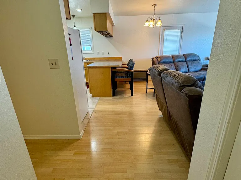 11427 Heritage Ct #9 — Photo 6