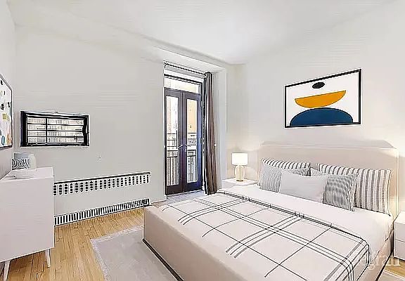 3rd image of 217 E 60th St APT 502