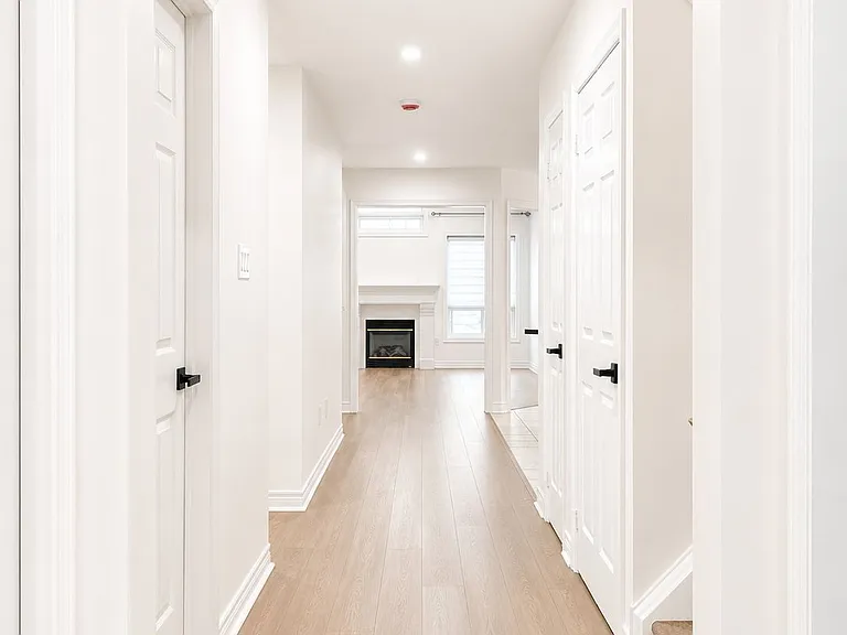 63 Webb Ave — Photo 4