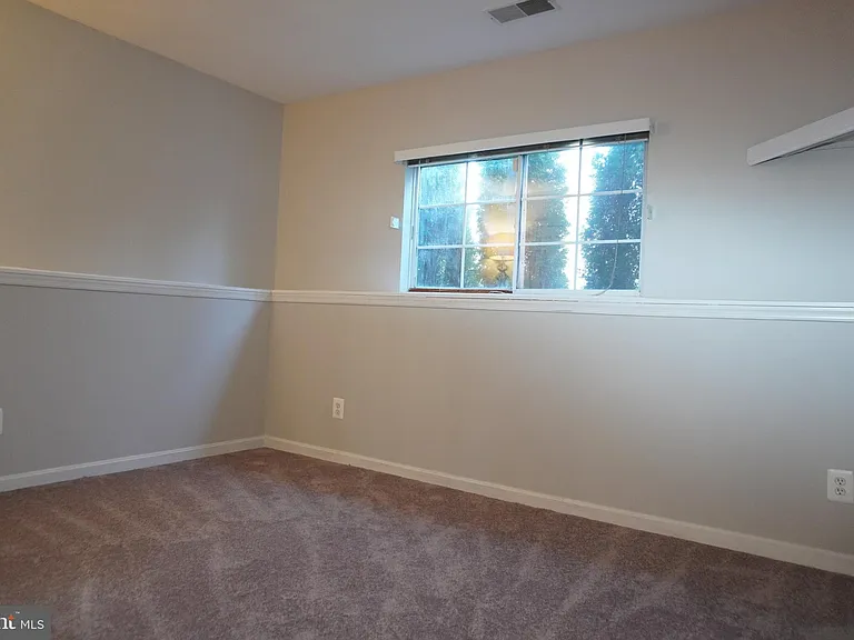 14882 Geranium Ct — Photo 49