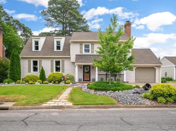 1146 Wicker Dr, Colonial Heights, VA 23834