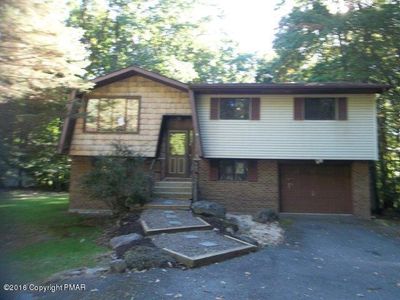 1068 Maple Dr, Pocono Lake, PA, 18347
