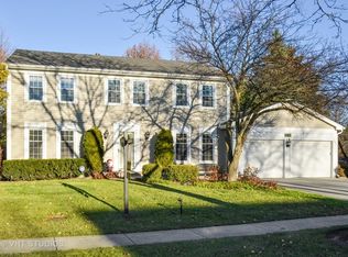 1720 Juliet Ln, Libertyville, IL 60048
