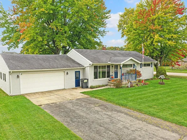 1003 E Cole Rd, Fremont, OH 43420