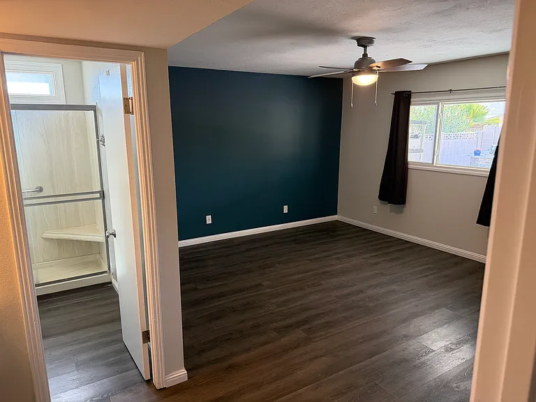 1716 E La Jolla Dr — Photo 10