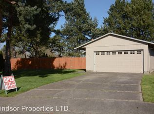 245 NE Palomar Ct, Hillsboro, OR 97124