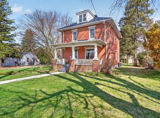 60 Winchester Rd E, Whitby, ON L1M1B4