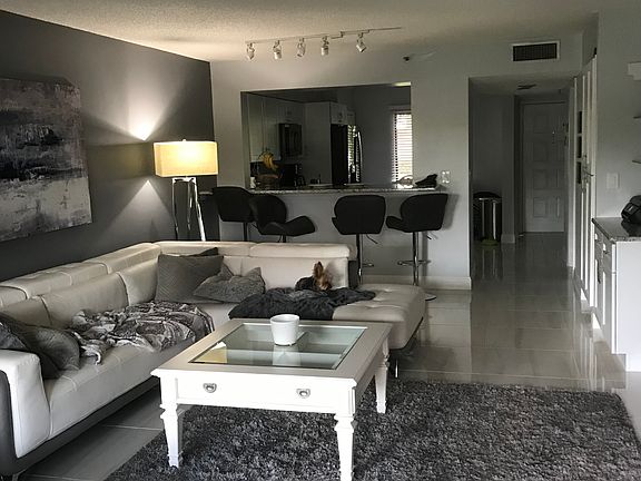 4th image of 2202 S Cypress Bend Dr APT 107